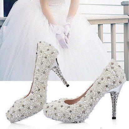 Popular Handmade Pearls Rhinestone Pointed Toe Crystal Wedding Shoes, S027